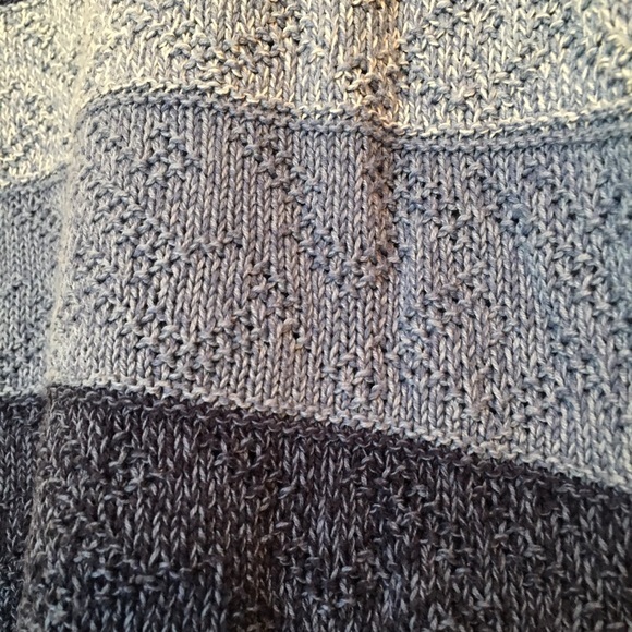 America Eagle Outfitter Knit Sweater sz Small - Picture 6 of 9